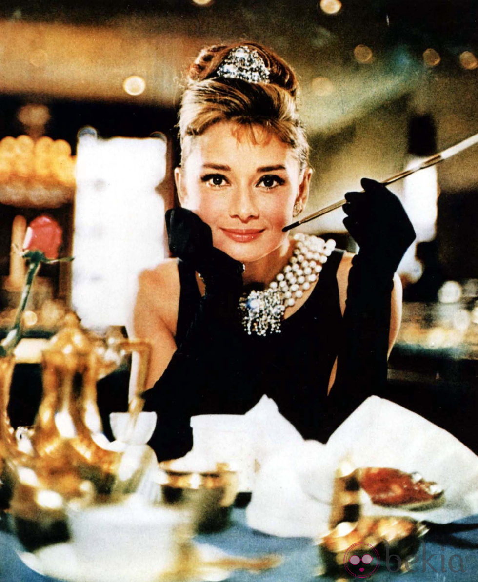 Audrey Hepburn en una imagen promocional de 'Desayuno con diamantes'