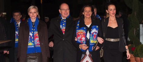 Los Príncipes Alberto y Charlene, Estefanía de Mónaco y Pauline Ducruet en el Festival de Circo de Monte-Carlo 2013