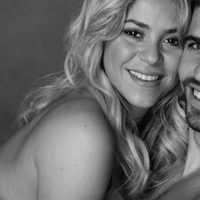 Gerard Piqué y Shakira muy sonrientes