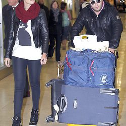 Kiko Rivera y Jessica Bueno en el aeropuerto de Barajas