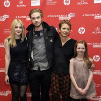 El equipo de 'Very Good Girls' en el Festival de Sundance 2013