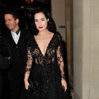 Dita Von Teese en una fiesta de Elie Saab tras su desfile de Alta Costura primavera/verano 2013