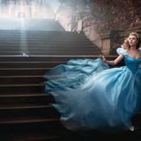 Scarlett Johansson convertida en la Princesa Disney Cenicienta