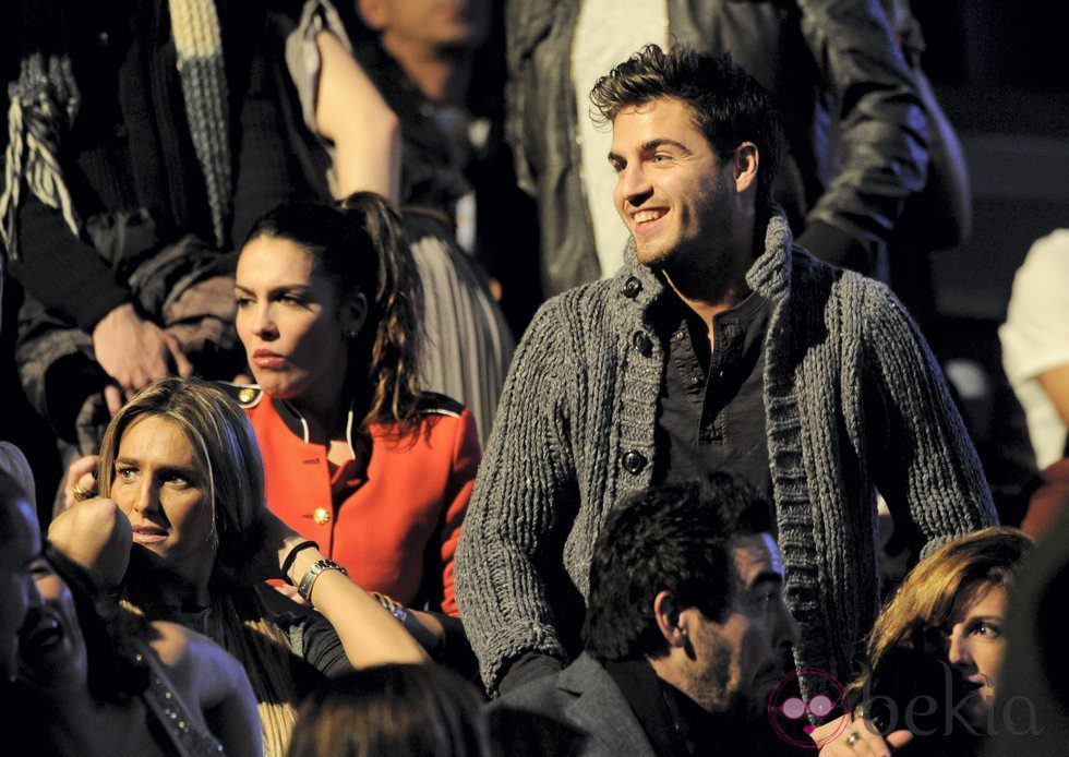 Lorena Castell y Maxi Iglesias en los Premios 40 Principales 2012