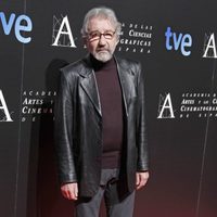 José Sacristán en la entrada de la cena de los nominados a los Goya 2013