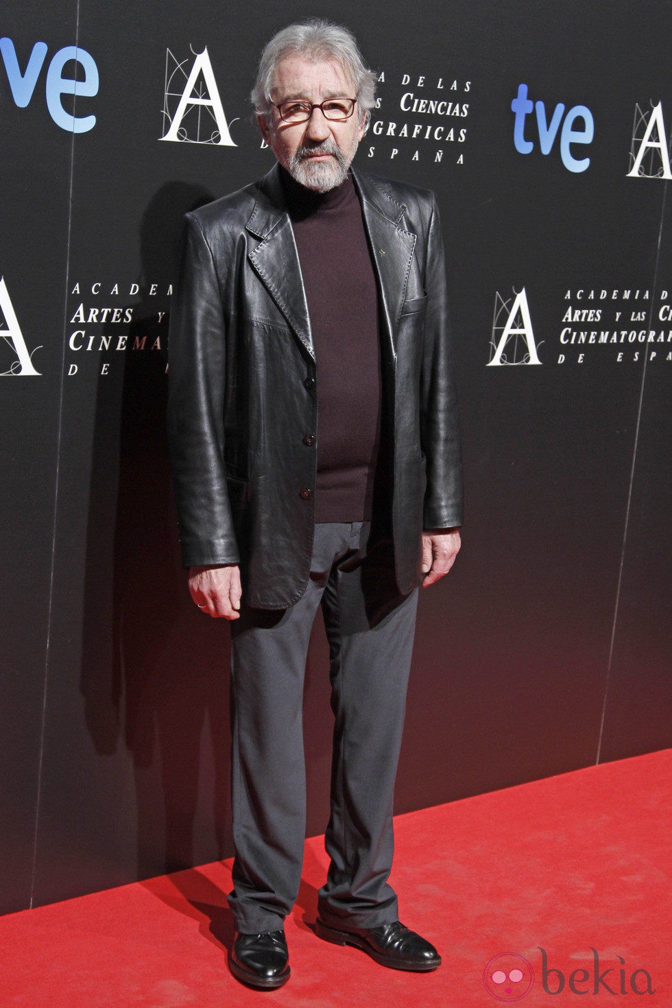 José Sacristán en la entrada de la cena de los nominados a los Goya 2013