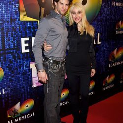 Innocence y Sergio Arce en el estreno de '40 El Musical'