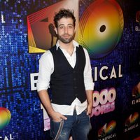 Leandro Rivera en el estreno de '40 El Musical'