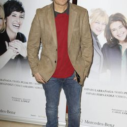 Javier Veiga en el estreno de la obra de teatro 'Hermanas'