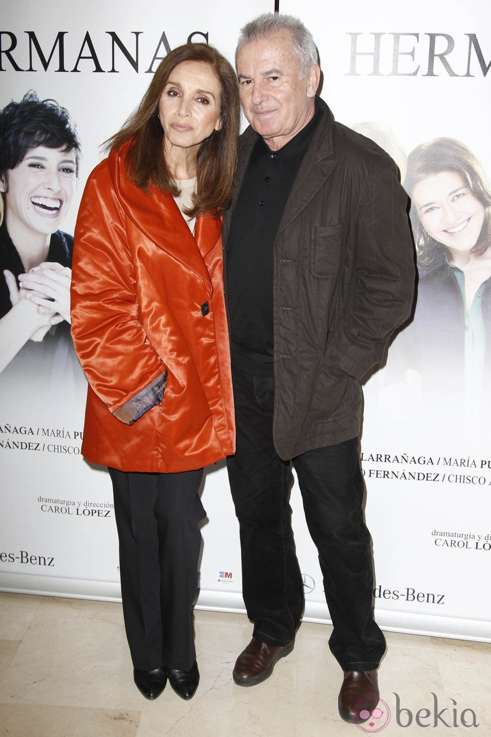 Ana Belén y Víctor Manuel en el estreno de la obra de teatro 'Hermanas'