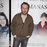 Antonio Molero en el estreno de la obra de teatro 'Hermanas'