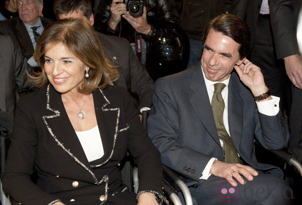 Ana Botella y José María Aznar en la presentación del archivo documental de Gregorio Ordóñez