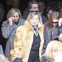 Paula Echevarría con su padres en el funeral de su abuela en Candás