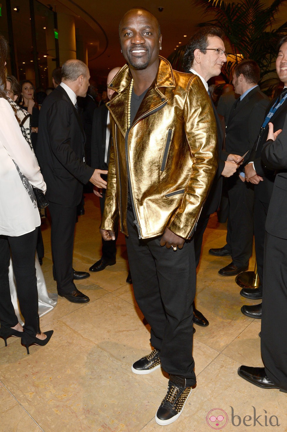 Akon en la gala pre-Grammy 2013