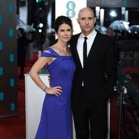 Mark Strong en la alfombra roja de los BAFTA 2013