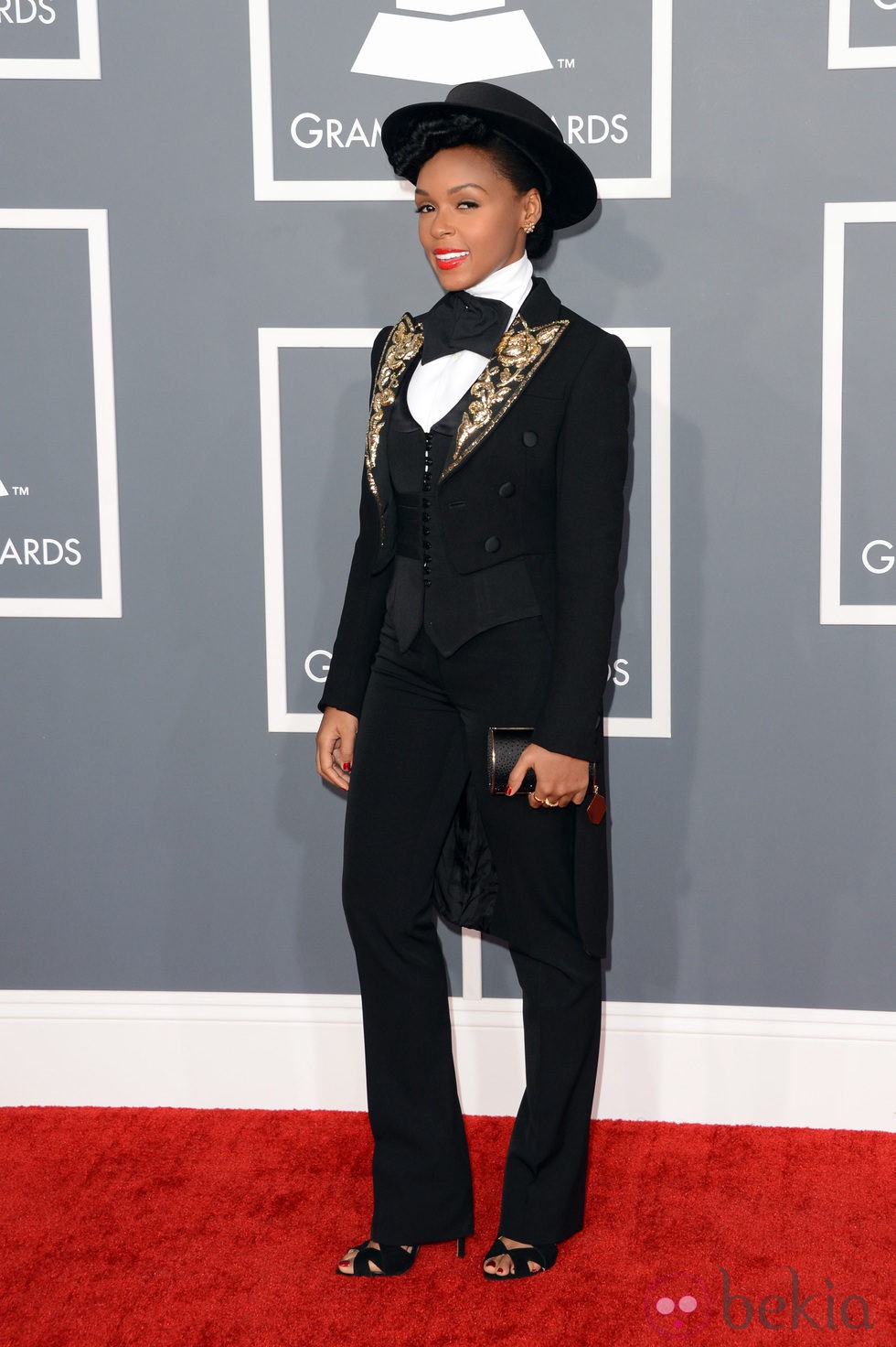 Janelle Monae en los Grammy 2013