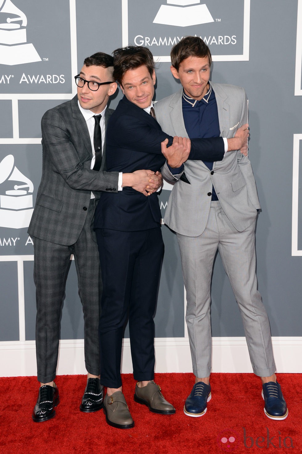 Fun. en la alfombra roja de los Grammy 2013