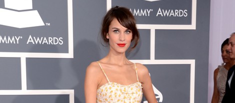 Alexa Chung en los Grammy 2013