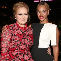 Adele y Beyoncé en los Grammy 2013