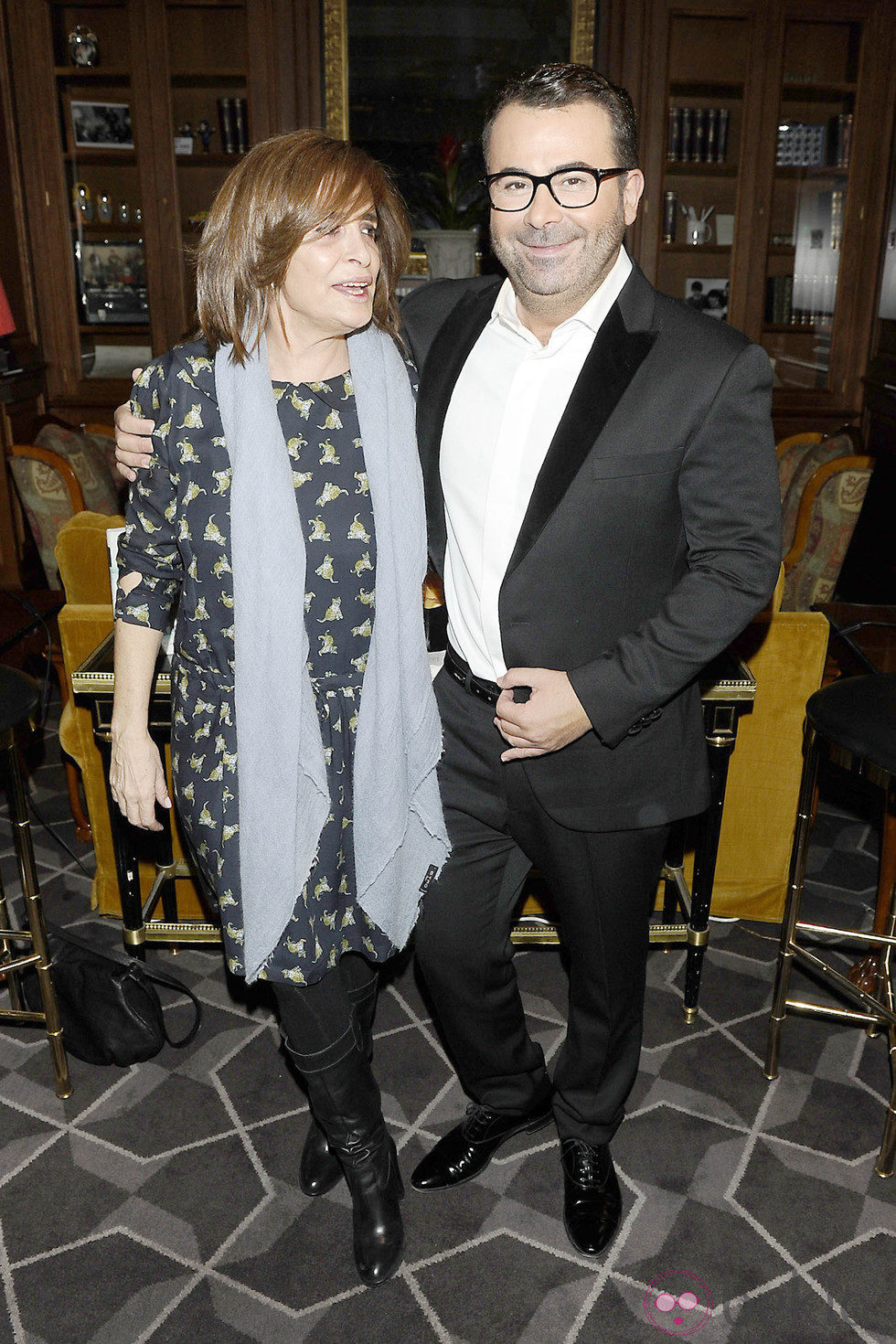 Jorge Javier Vázquez y Carmen Rigalt en la entrega del Libro de Oro por 'La vida iba en serio'