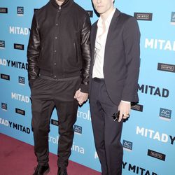 David Delfín y Pelayo Díaz en el estreno de 'Mitad y mitad'