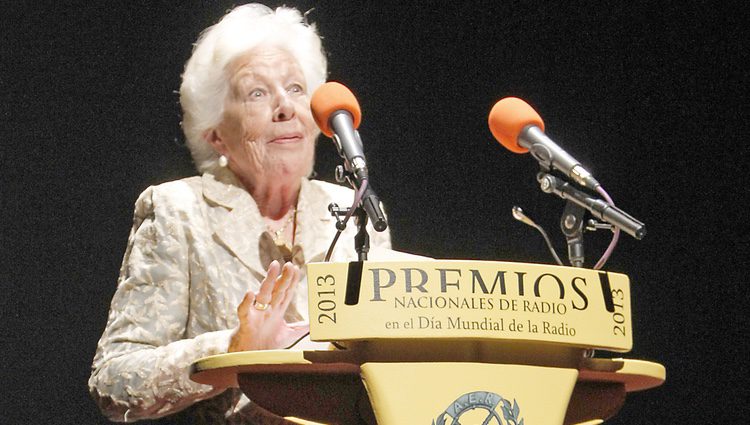 Menchu Álvarez del Valle durante su discurso en la entrega del Premio Nacional de Radio