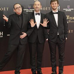 Carlos Areces, Javier Cámara y Raul Arévalo en la alfombra roja de los Goya 2013