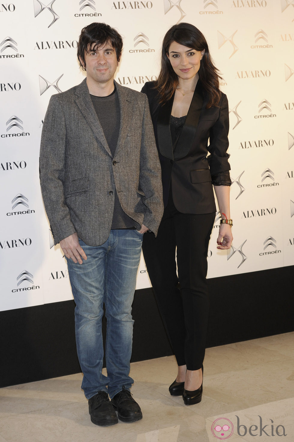 Marta Fernández y Eduardo Chapero-Jackson en el front row del desfile de Alvarno otoño/invierno 2013/2014