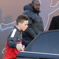 Brooklyn Beckham tras acudir a un entrenamiento del Paris Saint Germain