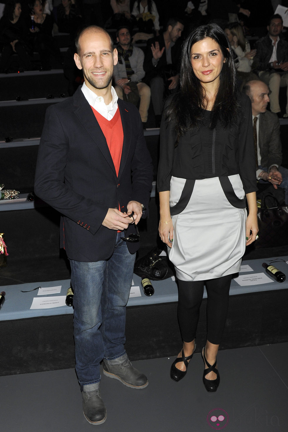 Gonzalo Miró y María Reyes en el desfile de Amaya Arzuaga en Madrid Fashion Week otoño/invierno 2013/2014