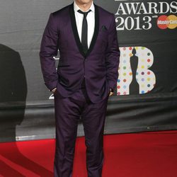 Robbie Williams en la alfombra roja de los Brit 2013