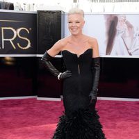 Tabatha Coffey en la alfombra roja de los Oscar 2013