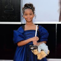 Quvenzhané Wallis en la alfombra roja de los Oscar 2013