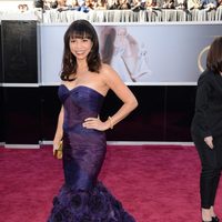 Gloria Reuben en la alfombra roja de los Oscar 2013