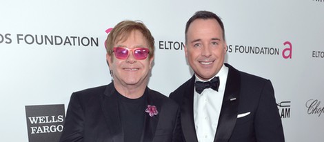 Elton John en su fiesta celebrada tras los Oscar 2013 junto a David Furnish