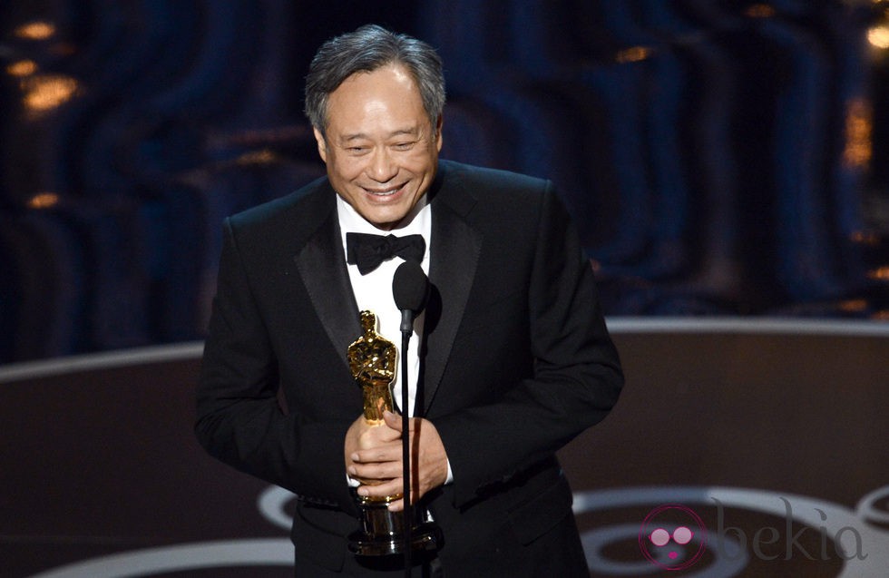 Ang Lee recoge el Oscar 2013 a Mejor director por 'La vida de Pi'