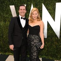 Jon Hamm y Jennifer Westfeldt en la fiesta post Oscar 2013 organizada por Vanity Fair