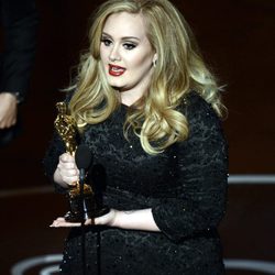 Adele recoge el Oscar 2013 a Mejor Canción Original