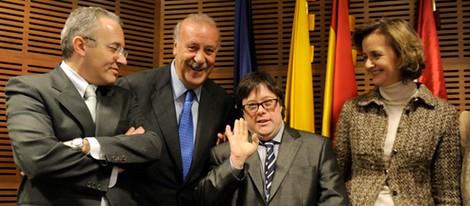 Pablo Pineda presenta su libro 'El reto de aprender' junto a Vicente del Bosque