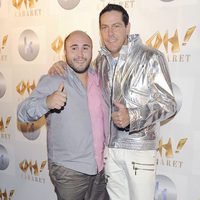 Kiko Rivera con Óscar Lozano en la presentación de su sesión en 'Oh Cabaret'