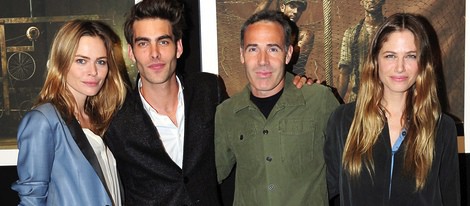 Verónica Blume, Jon Kortajarena, Álex Corretja y Martina Klein en la exposición de Jaume de Laiguana