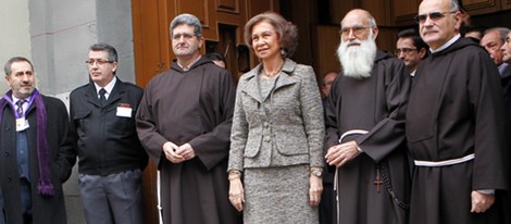 La Reina Sofía visita al Cristo de Medinaceli