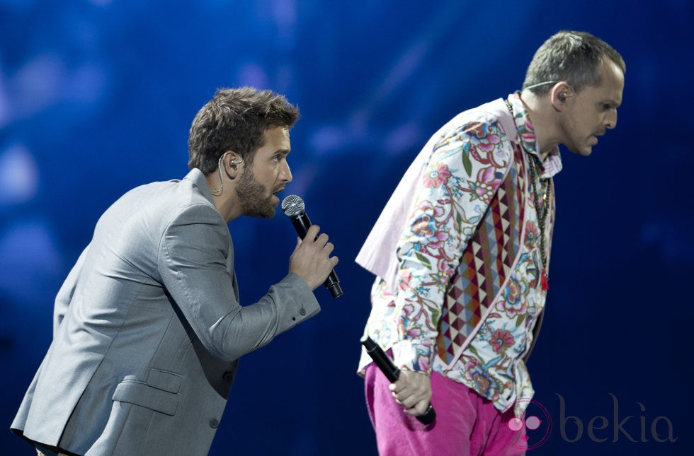 Pablo Alborán y Miguel Bosé en el Festival de Viña del Mar