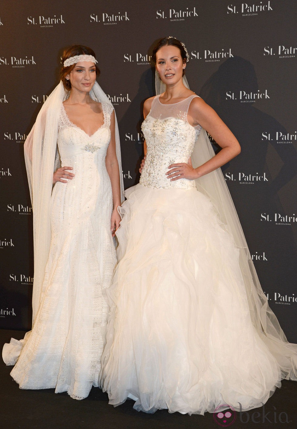 Jessica Bueno y Raquel Jiménez posan vestidas de novia para St. Patrick