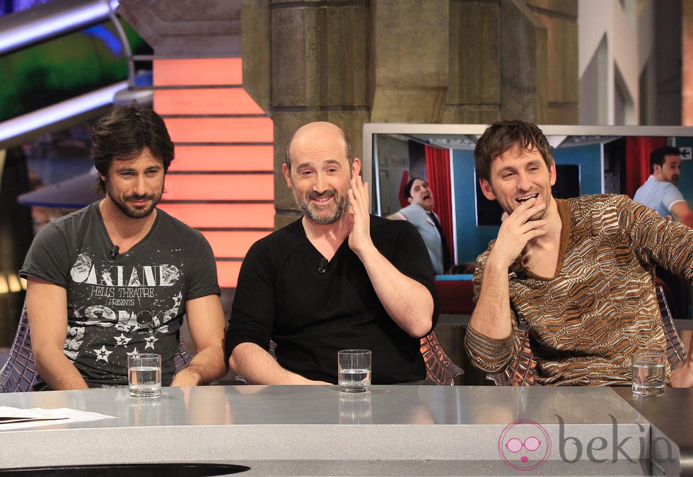 Hugo Silva, Javier Cámara y Raúl Arévalo en 'El hormiguero' con 'Los amantes pasajeros'