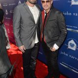 John Varvatos con Ben Affleck en su fiesta solidaria celebrada en Los Ángeles