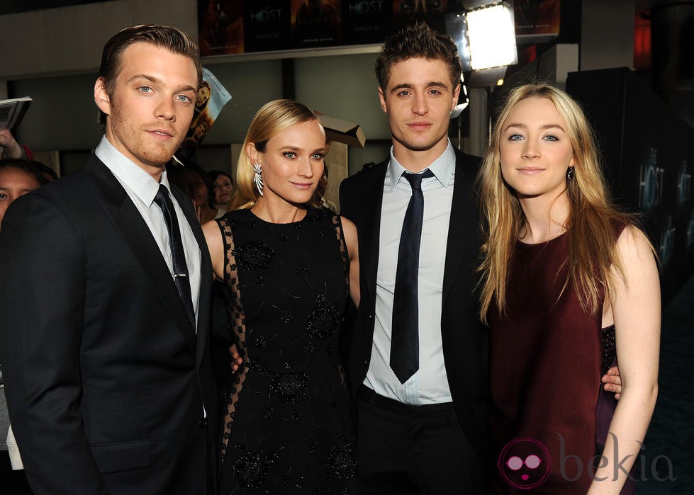 Jake Abel, Diane Kruger, Max Irons y Saoirse Ronan en el estreno de 'The Host' ('La Huésped') en Los Angeles