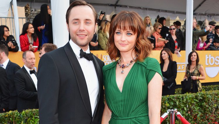 Vincent Kartheiser y Alexis Bledel