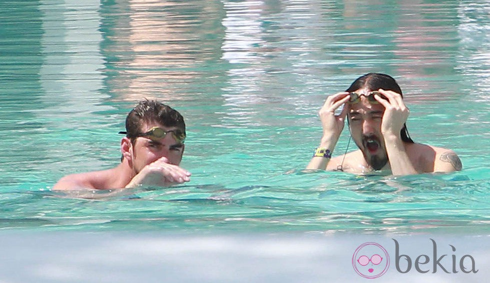 Michael Phelps de vacaciones en Miami con amigos