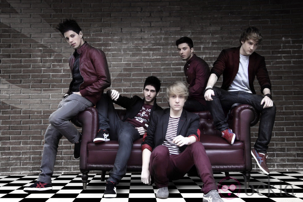 Auryn en una foto promocional para la etapa 'ANTI-HEROES'